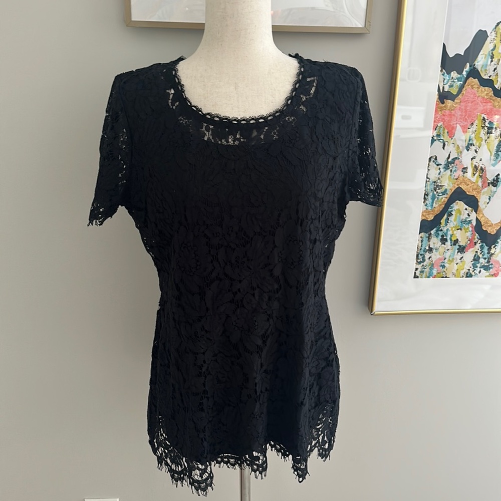 QVC vintage Isaac Mizrahi Live black eyelash lace pullover top sz M
